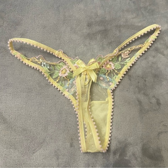 New! For love and lemons Sunny lace thong panties 24536 - Picture 10 of 11